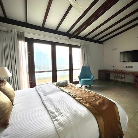 Driftwood Villa Pamunugama Exterior foto