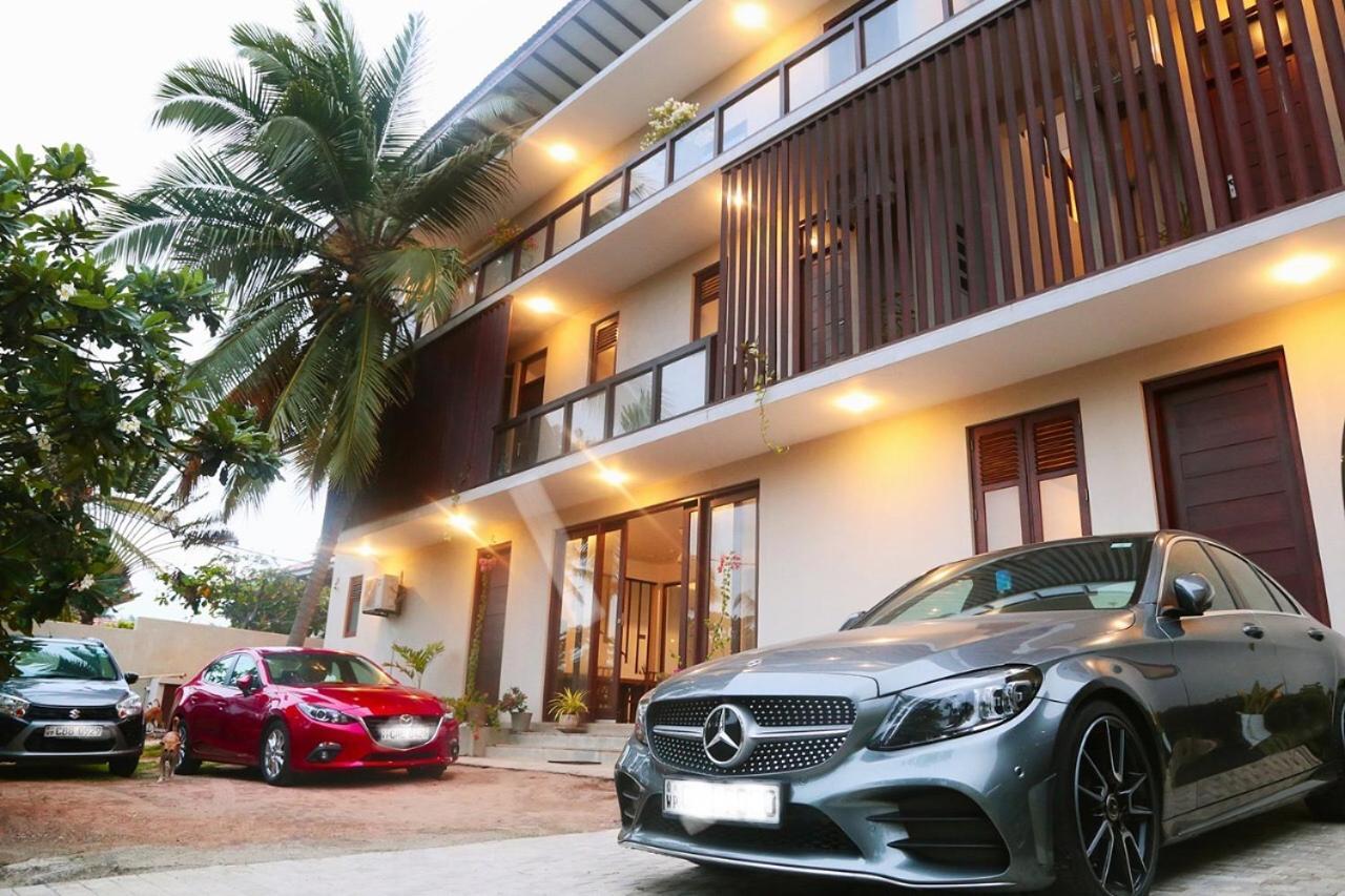 Driftwood Villa Pamunugama Exterior foto