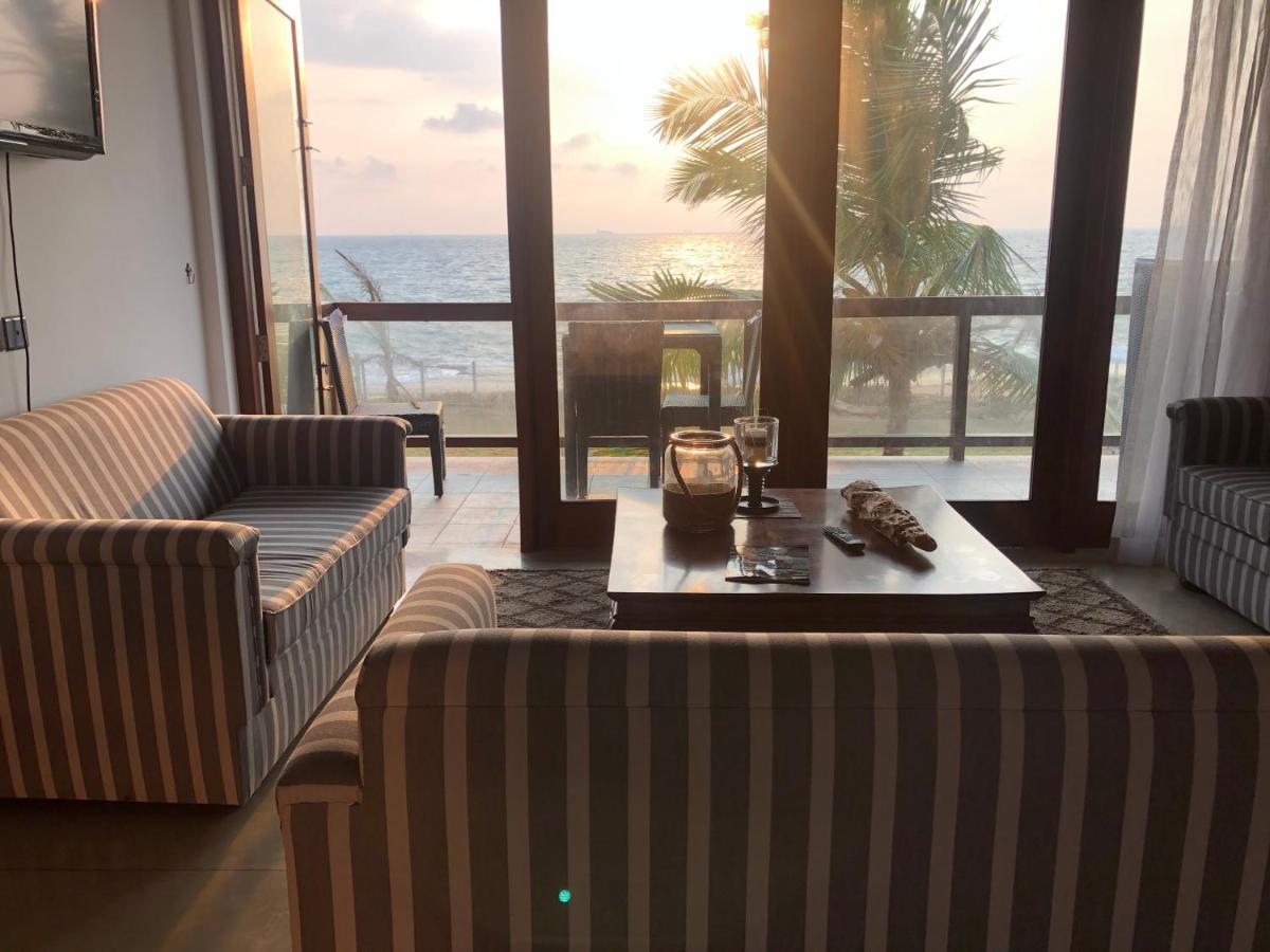 Driftwood Villa Pamunugama Exterior foto